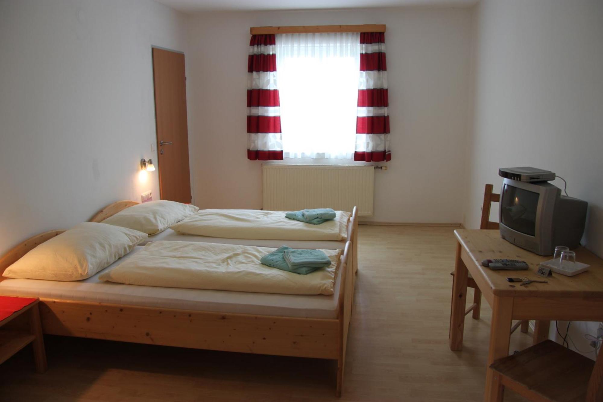 Pension Merkinger Behamberg Room photo