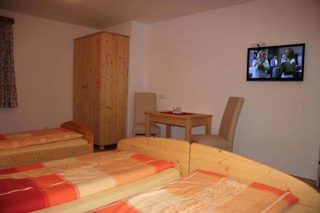 Pension Merkinger Behamberg Room photo